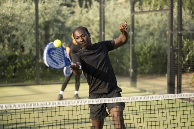 Padel in Hyde Park