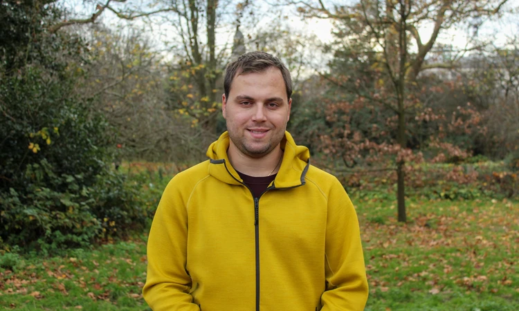 Coach headshot - Leo S